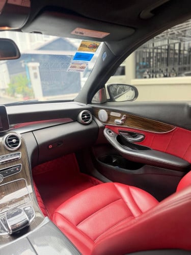 🔥MercedesC300 015🆙C63 ក្នុងឈឺរីឡានមូលអត់បុកប៉ះ ម៉ាសុីនប្រអប់លេខអ៊ែម