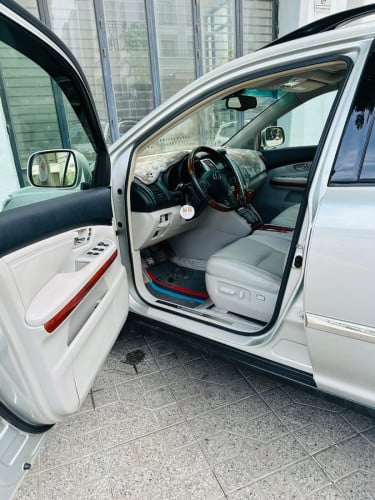 🚗Lexus RX330 ប៉ុង2 ឆ្នាំ2004 ពណ៍ទឹកប្រាក ពាក់កណ្តាលហ្វូល មហាថ្មី