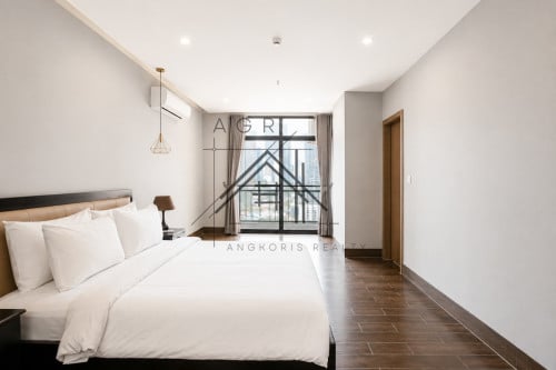3 Bedroom Serviced Apartment For Rent Tonle Bassac/ Bassac Lane | AEON Mall Phnom Penh