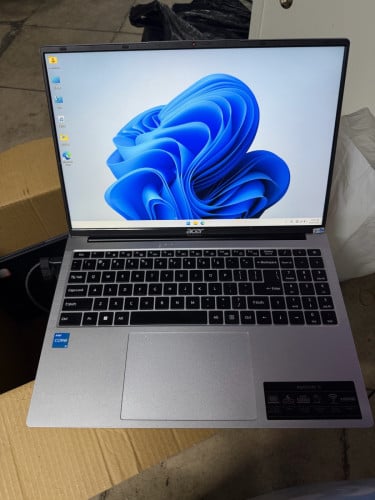 Acer Aspire Lite 16” i3-13 DDR5 8G / SSD 512G 99%