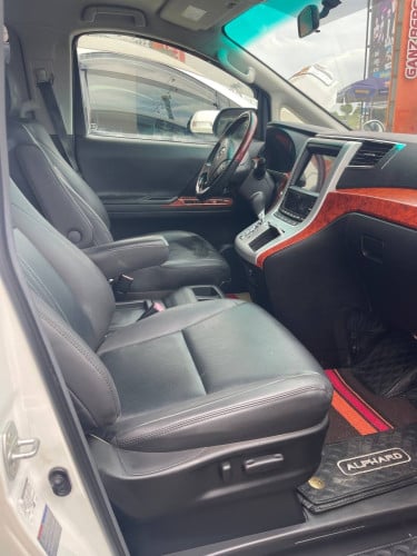 ALPHARD 012 auto 3 កៅអី​VIP