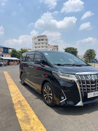 Alphard 017 V6 កៅអីVIP (បង់រំលស់100%)