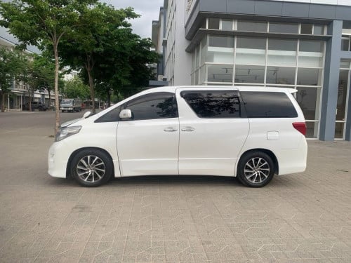 Alphard 2010