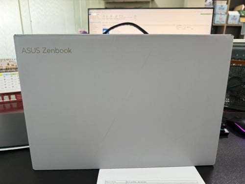 Asus ZenBook 14 OLED  UX3405CA " Intel® Core™ Ultra 9 Processor 285H | Neural Processor Intel®