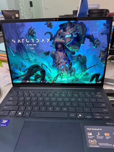 Asus ZenBook 14 OLED  UX3405CA " Intel® Core™ Ultra 9 Processor 285H | Neural Processor Intel®