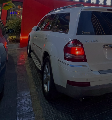Benz GL320 2010