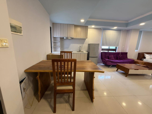 Big Studio for rent at Chamkamorn