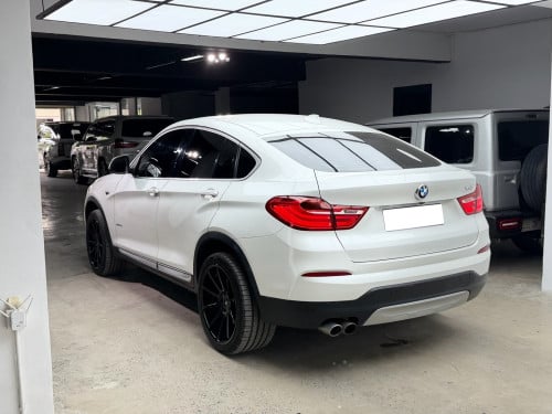 BMW X4 តំលៃសាង19800$