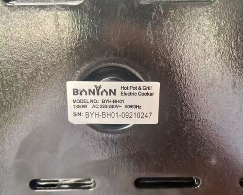 Brand new baking pans, teppanyaki grill, and oven