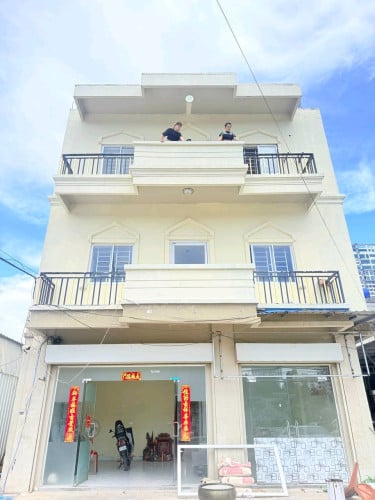 Building For Rent
