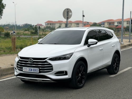 BYD 2019 V4 សាំង Full កប់