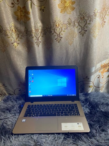 Core I3 7th / Ram 8Gb / SSD128Gb