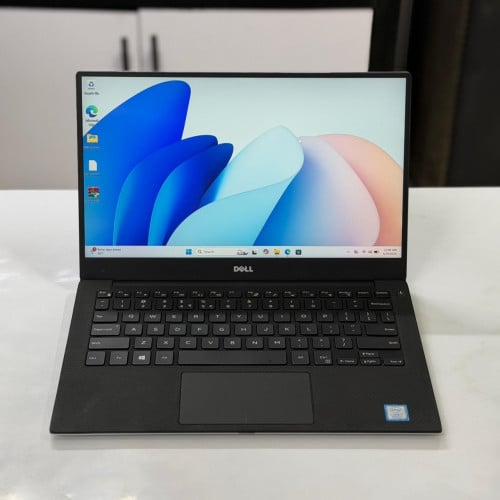 Dell XPS 13 9360 ស្អាត 99%