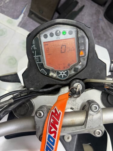 Duke 200cc 2016 Have tax មានពន្ធត្រឹមត្រូវ