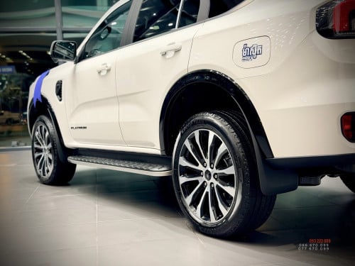 Ford Everest Platinum 3.0Lម៉ាស៊ីន6ម៉ាស៊ូត