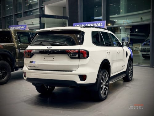 Ford Everest Platinum 3.0Lម៉ាស៊ីន6ម៉ាស៊ូត