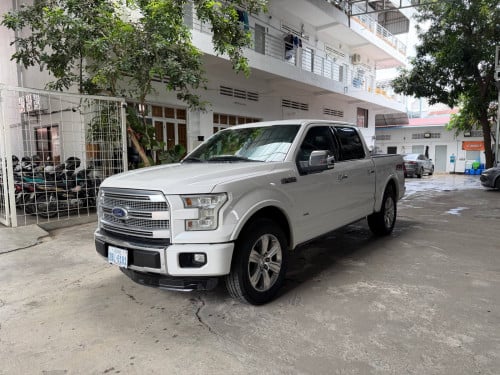 Ford F150 Titanium