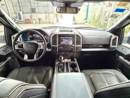 Ford F150 Titanium
