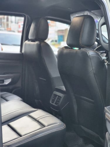 FORD RANGER WILDTRAK 2023 (ថ្មីណាស់ 1មុឺន8ពាន់គីឡូសុីន)