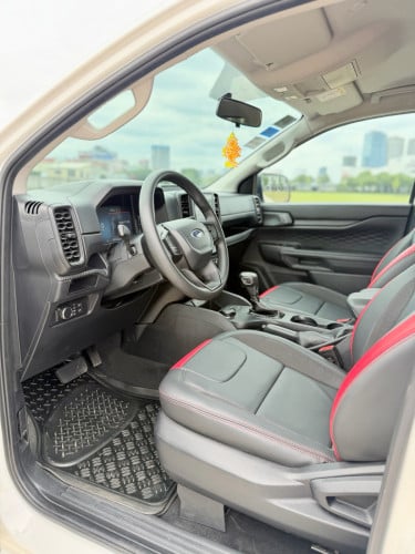 Ford Ranger XL 2025 ទឹកថ្នាំហ្សុីន ទាំងកាង 100% លេងគុជរួល ទ្បើងពូក Raptor រួល