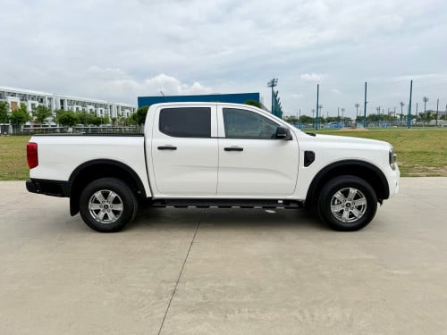 Ford Ranger XL 2025 ទឹកថ្នាំហ្សុីន ទាំងកាង 100% លេងគុជរួល ទ្បើងពូក Raptor រួល