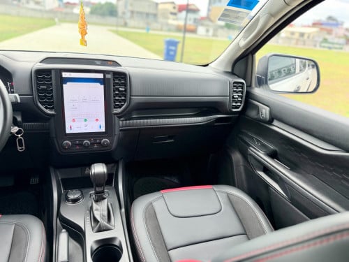 Ford Ranger XL 2025 ទឹកថ្នាំហ្សុីន ទាំងកាង 100% លេងគុជរួល ទ្បើងពូក Raptor រួល