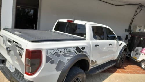 Ford Raptor លក់​ 41500$