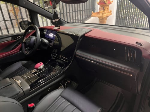 GAC GN8 2025 ឡានក្រុមហ៊ុន