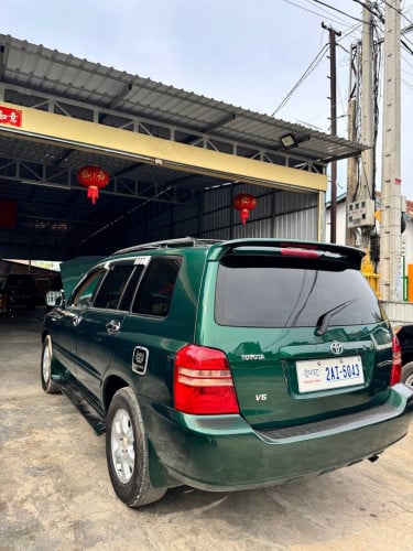 HIGHLANDERឆ្នាំ​  2001​ឡានស្អាត​គ្រឿងក្នុងថ្មី​មិនបុកមិនប៉ះ​