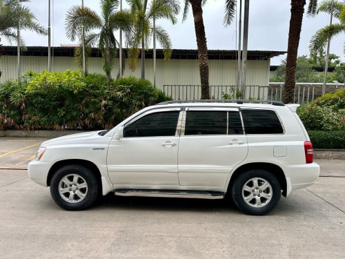 Highlander ឆ្នាំ2001Limited ម៉ាស៊ីន6 ប៉ុង1