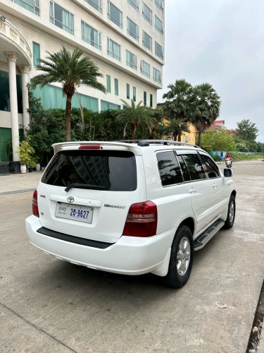 Highlander ឆ្នាំ2001Limited ម៉ាស៊ីន6 ប៉ុង1