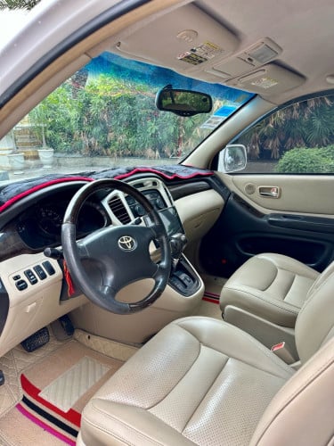 Highlander ឆ្នាំ2001Limited ម៉ាស៊ីន6 ប៉ុង1