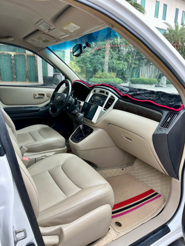 Highlander ឆ្នាំ2001Limited ម៉ាស៊ីន6 ប៉ុង1