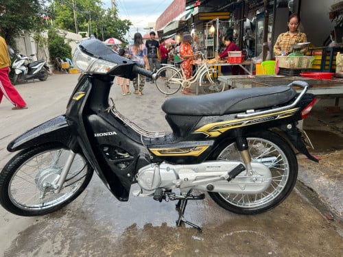 Honda Dream 2019