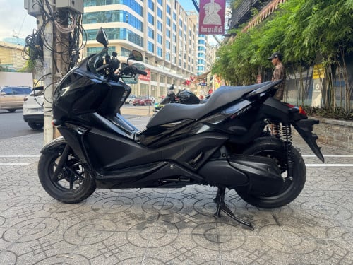 Honda Faze250