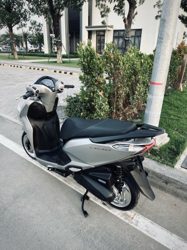 Honda lead 025