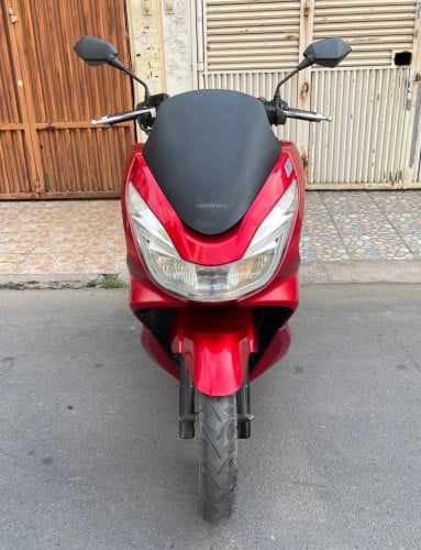 Honda PCX (2015, 150cc, 950$) have all documents