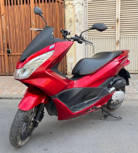 Honda PCX (2015, 150cc, 950$) have all documents