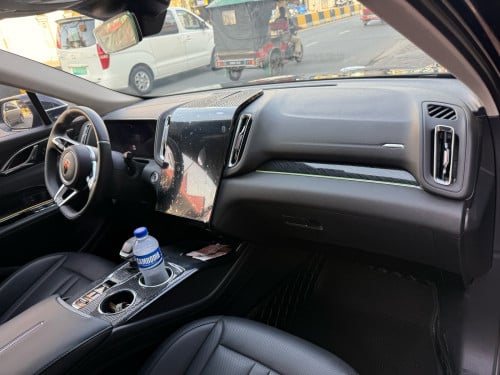 Hongqi HS3 ឡាន ថ្មី ស្អាត ម្ចាស់ ដើម