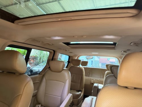 Hyundai H1 2018 full option លក់ឡានស្អាតម៉ាសុីនអេម