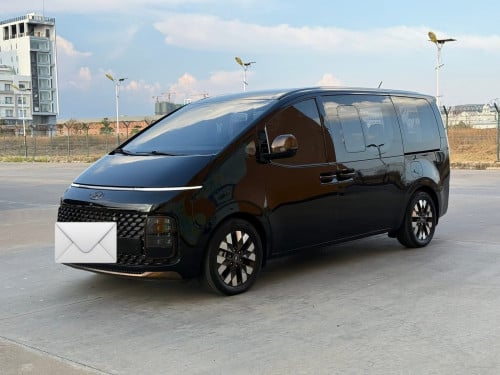 Hyundai Staria VIP 2023​ តំលៃចរចាបានទៀត