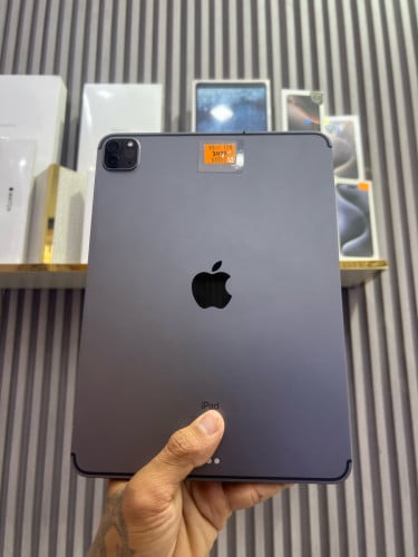 iPad Pro (11-inch) (2nd generation) ZP 128G 1ទឹក