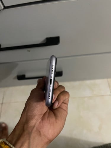 Iphone 11 លក់