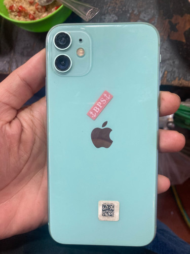 iphone 11 LL A  64G  អេក្រង់​ហ្សុីន​ អត់ស្គេន​ កាមេរ៉ា​មុខក្រោយច្បាស់​