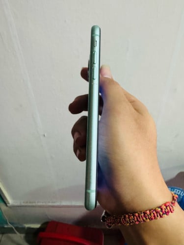 iPhone 11 memory 128G សុំនំscan