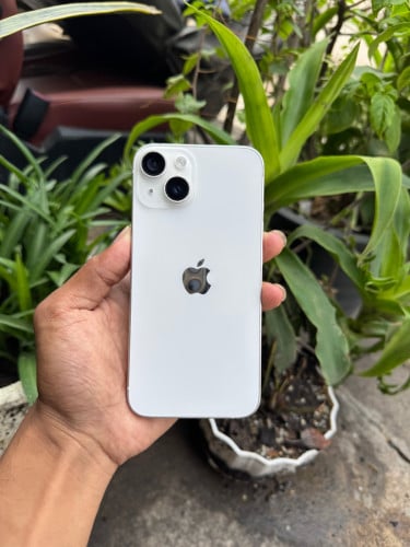iPhone 14 សាណុំសុីន