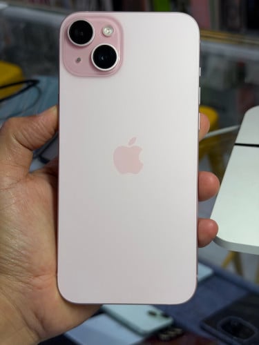 iPhone 15 Plus 256GB Model ZP ( Look like new) 99%