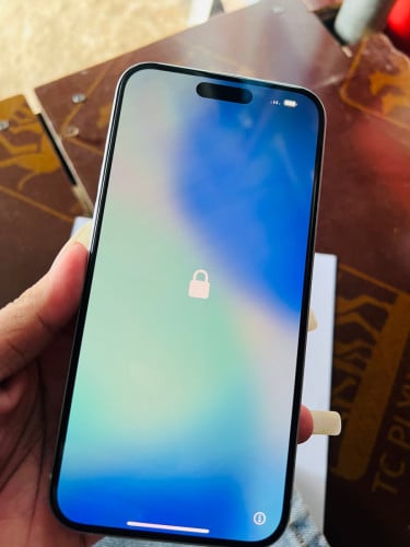 iphone 15 plus មានខ្សែរសាកហ្សីនមួយ iCloud (អេក្រង់ តួ ម៉ាស៊ីន កាមេរ៉ា. ថ្មគុណភាព 85% ហ្សីនទាំងអស់)