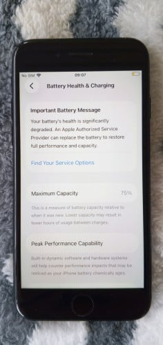 iphone SE 2, 128GB, Black, $50