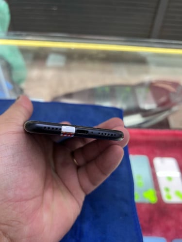 iPhone SE 64G XA